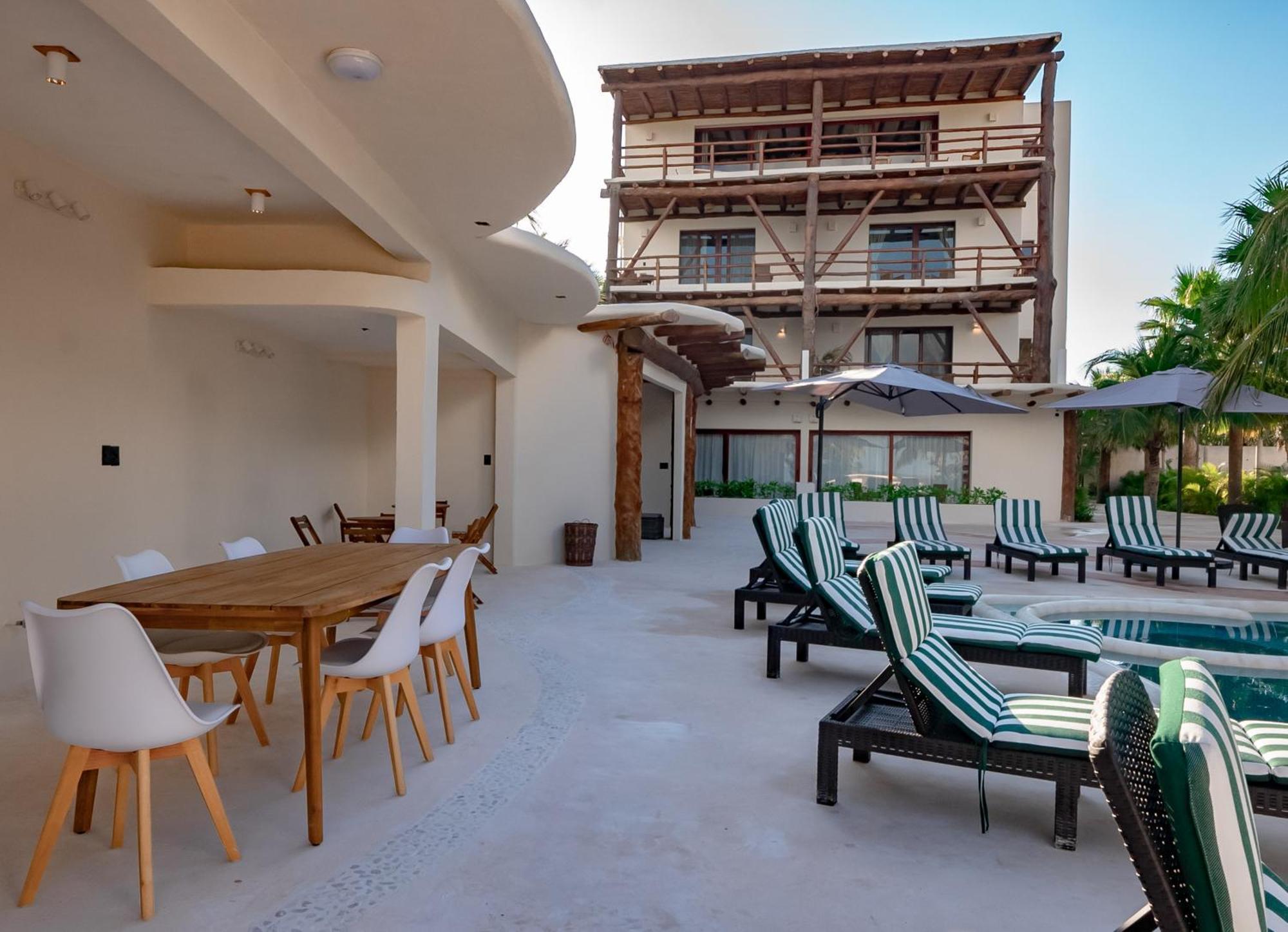 Beach Front Hotel Boutique Dk House Isla Holbox Exterior foto