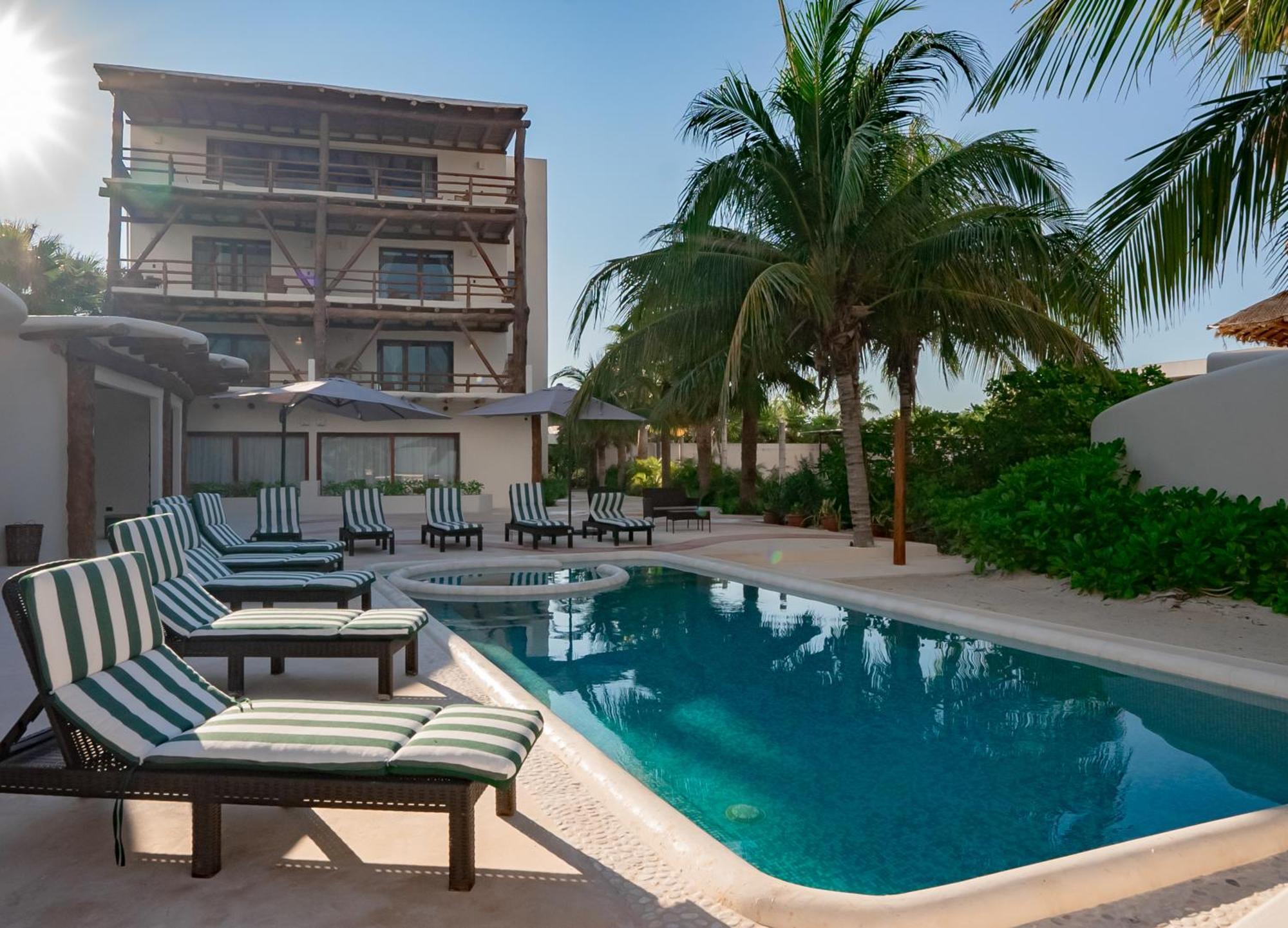 Beach Front Hotel Boutique Dk House Isla Holbox Exterior foto